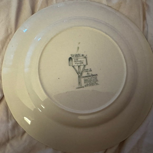 “The Friendly Village” by Johnson Bros 1883 8” salad plate - Picture 2 of 3